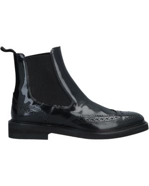 Seboy's Ankle Boots - Black