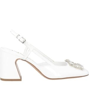 Noa Court Shoes - White