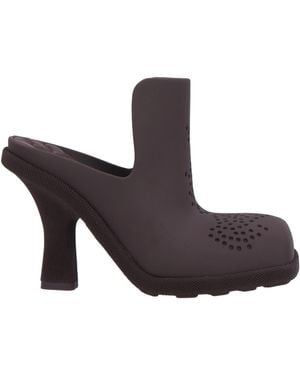 Burberry Burgundy Mules & Clogs Rubber - Brown