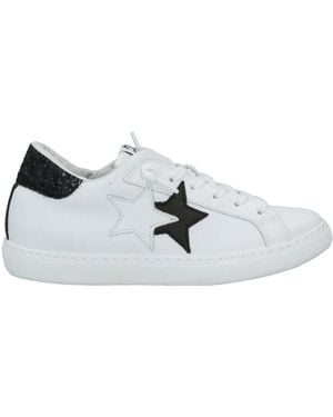 2Star Trainers - White
