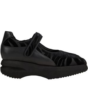 Paula Canovas Del Vas ブラック　zebra 靴 Paula Canovas Del Vas ブラック zebra 靴