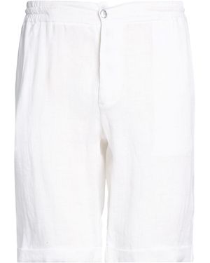 Alpha Studio Shorts & Bermuda Shorts - White