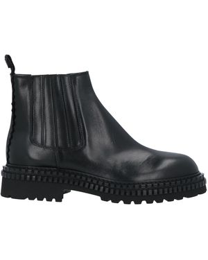 Attimonelli's Ankle Boots - Black
