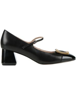 Emanuélle Vee Pumps - Black