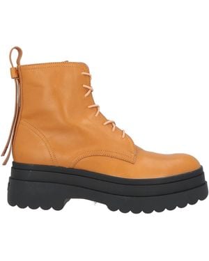 Red(V) Ankle Boots - Brown