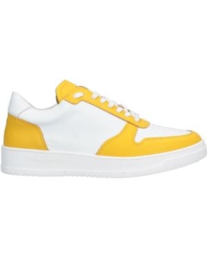Lonely Crowd Sneakers - Yellow