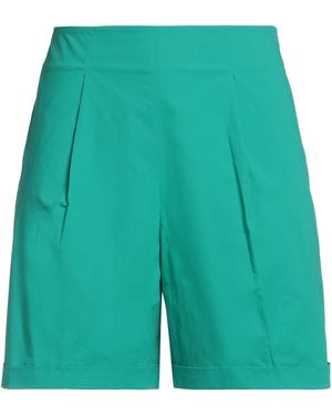 Caractere Shorts & Bermuda Shorts - Green