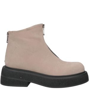 CURIOSITÉ Ankle Boots - Brown