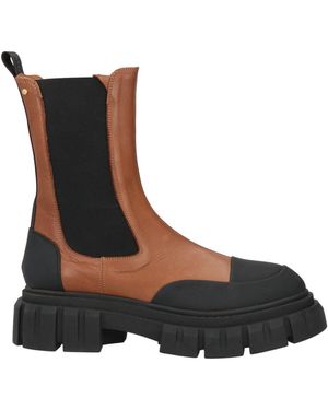 Bervicato Ankle Boots - Brown
