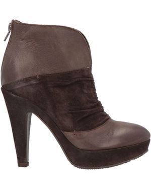 Now Dark Ankle Boots Leather - Brown