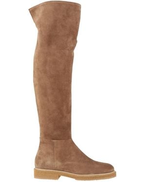 The Seller Boot Leather - Brown