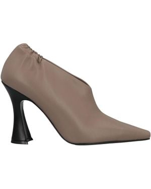 Kalliste Court Shoes - Grey