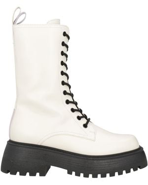 3Juin Ankle Boots - White