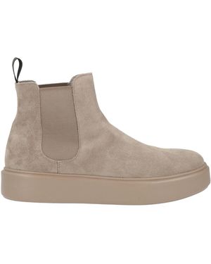 Frau Stiefelette - Braun