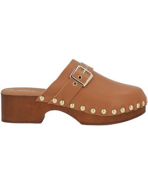 Nila & Nila Mules & Clogs - Brown