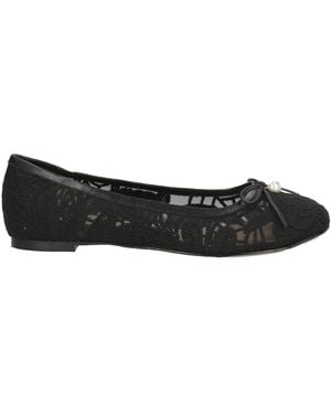 Lola Cruz Ballet Flats - Black