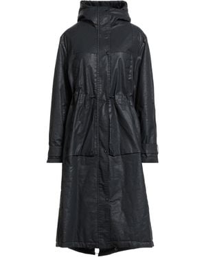 Masnada Puffer - Black