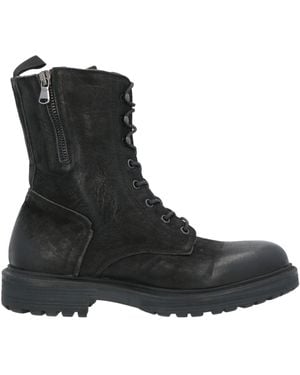 Pawelk's Ankle Boots - Black