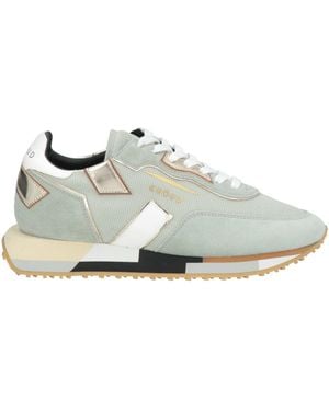 GHŌUD Trainers - White