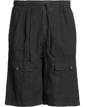 Messagerie Shorts & Bermuda Shorts - Black