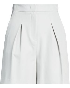 hinnominate Shorts & Bermuda Shorts - White