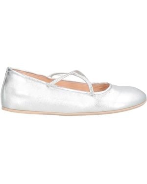 Agl Attilio Giusti Leombruni Bailarinas - Blanco