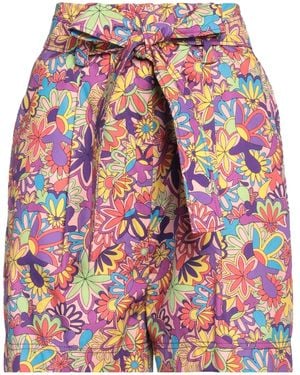 Alberta Ferretti Shorts & Bermuda Shorts - Red