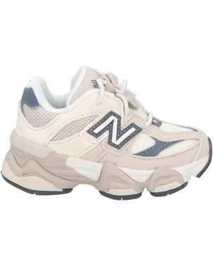 New Balance Trainers - White