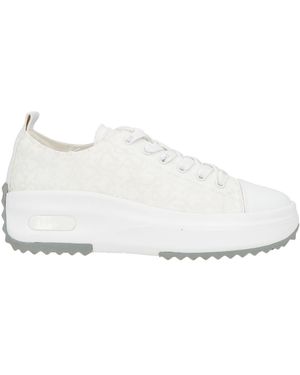 Replay Trainers - White