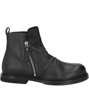 Vic Matié Ankle Boots - Black