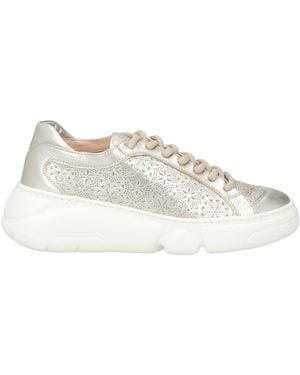 Agl Attilio Giusti Leombruni Trainers - White