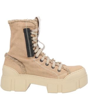 Vic Matié Ankle Boots - Natural