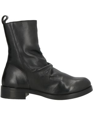 Nila & Nila Ankle Boots - Black
