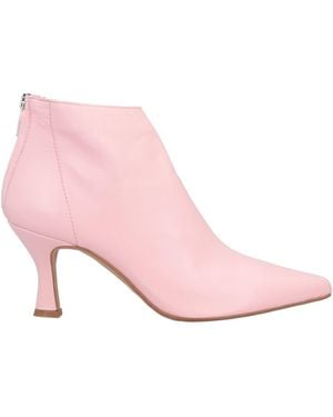 Ovyè Ankle Boots - Pink