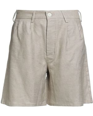 Baserange Shorts & Bermuda Shorts - Gray