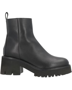 Bervicato Ankle Boots Calfskin - Black
