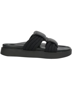 Inuikii Sandals - Black
