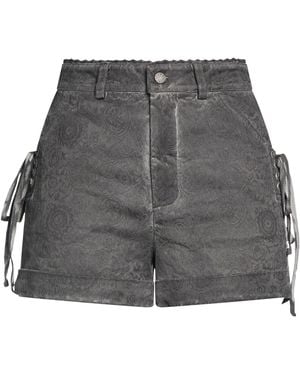 Guess Shorts & Bermuda Shorts - Grey