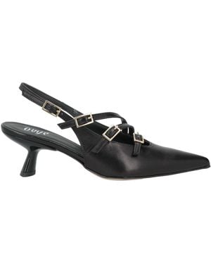 Ovyè Pumps - Black