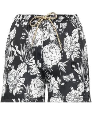 Gaelle Paris Shorts & Bermuda Shorts - Grey