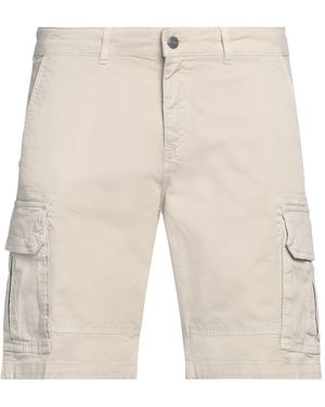 Colmar Shorts & Bermuda Shorts - Natural