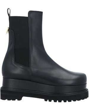 the VOLON Ankle Boots - Black