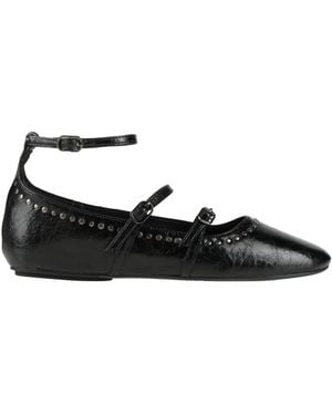 Ovyè Ballet Flats - Black