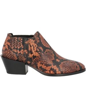 Tod's Ankle Boots - Brown