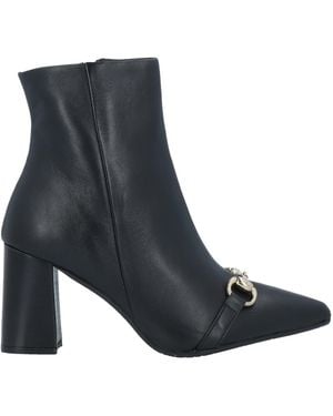 Tosca Blu Ankle Boots Soft Leather - Black
