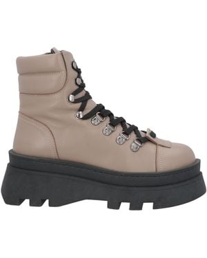 Nila & Nila Stiefelette - Braun