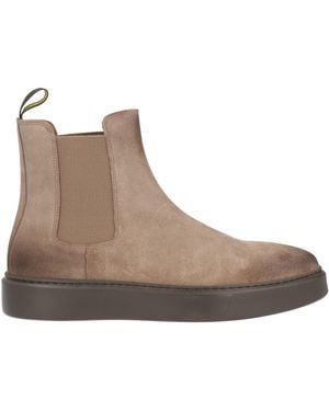 Doucal's Ankle Boots - Brown