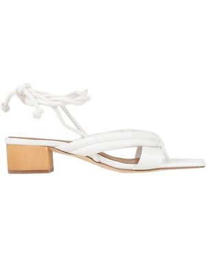 Eqüitare Thong Sandal - White