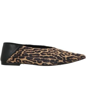Toral Ballet Flats - White