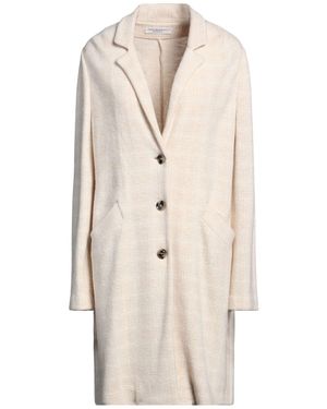 Amina Rubinacci Coat - Natural